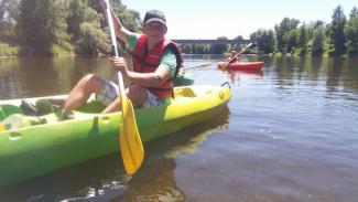 10 km canoeing